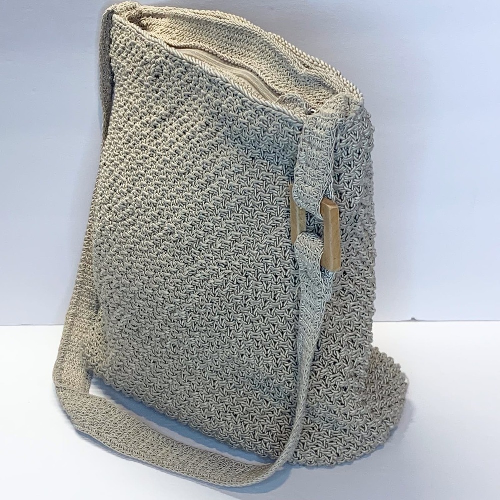 EUC Liz Claiborne Woven Wood‎ Trim Handbag